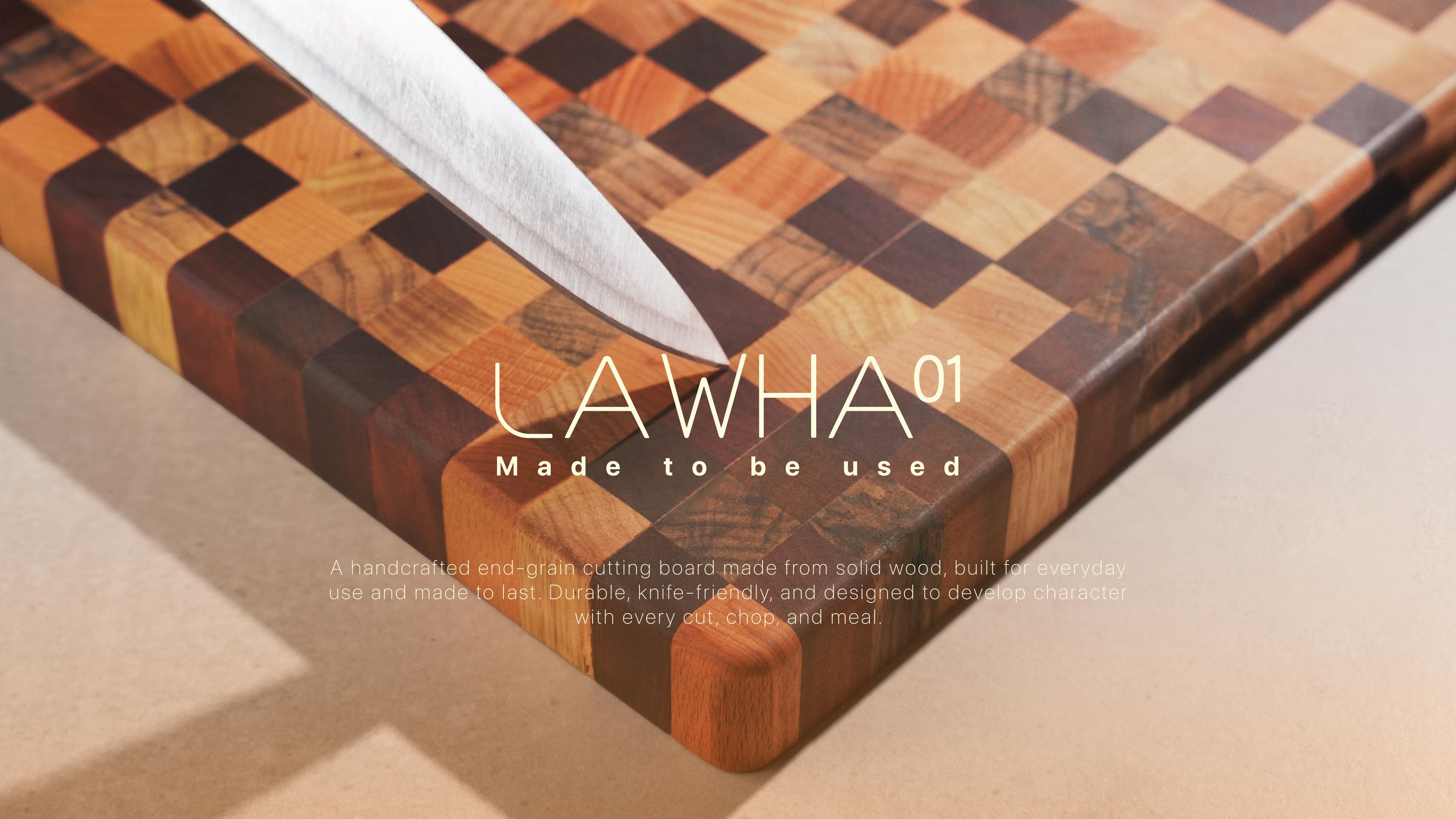 LAWHA 01 - Handcrafted end-grain cutting board